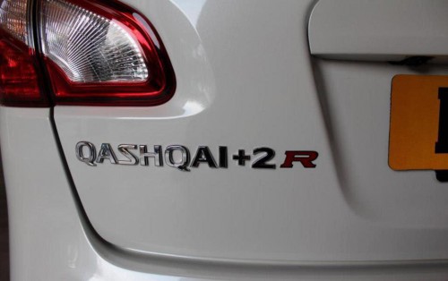 Nissan Qashqai+2 R