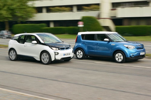 BMW i3 vs Kia Soul EV