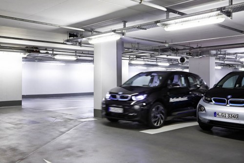 BMW i3 Active Assist Self Parking