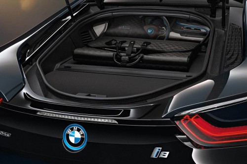 BMW i8 Louis Vuitton collection