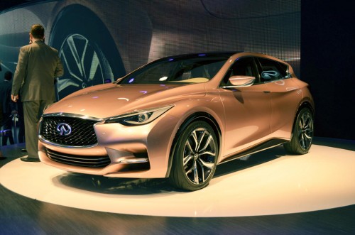 Infiniti Q30 concept