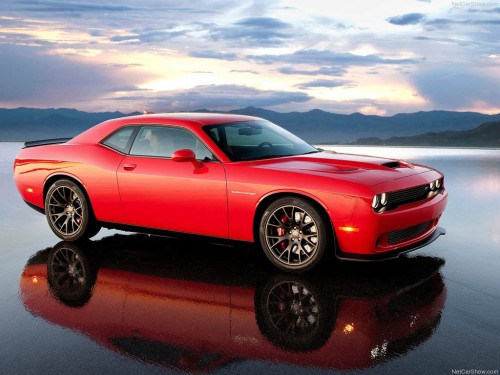 Dodge Challenger SRT Hellcat 2015