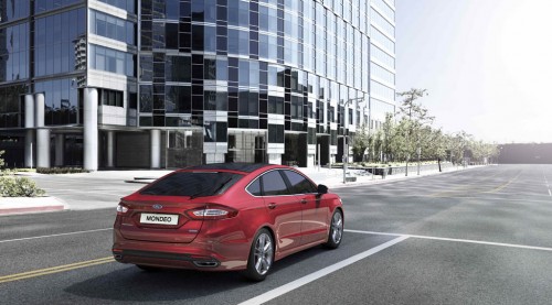 Ford Mondeo 5Door 2015