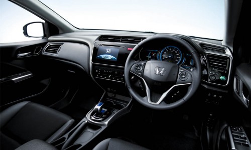 Honda Grace Hybrid Interior