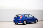 Hyundai-Accent_2012_hatchback-rear
