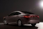 Hyundai-Azera_2012_rear