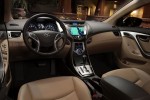 Hyundai-Elantra_2012_interior