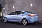 Hyundai-Elantra_2012_side