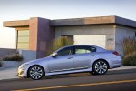 Hyundai-Genesis_2012_side