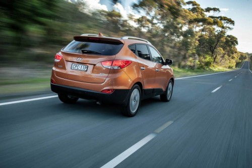 Hyundai-ix35-2014-rear