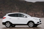 Hyundai-ix35_2012-side