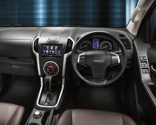 Isuzu D-Max Blade Interior