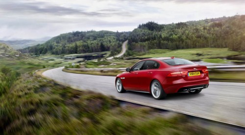 Jaguar XE 2016