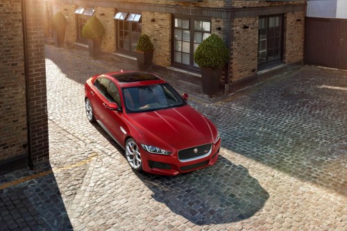 Jaguar XE 2016