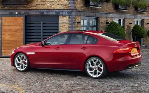 Jaguar XE 2016