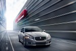 Jaguar-XJR_2014_800x600_wallpaper_04