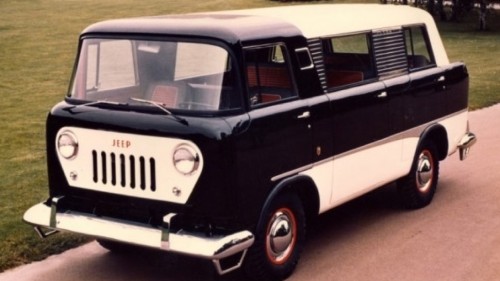 Jeep FC 150 Minivan