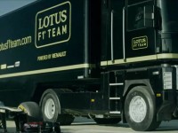 Jump truck Lotus F1 Car