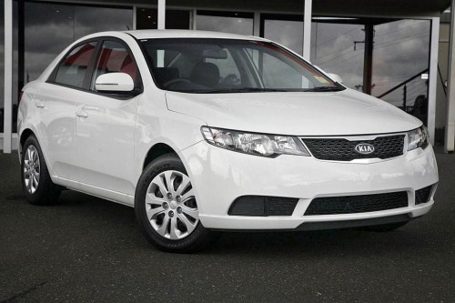 Kia Cerato Sedan si