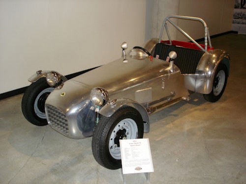 Lotus Mark VI 1954 b 500x375