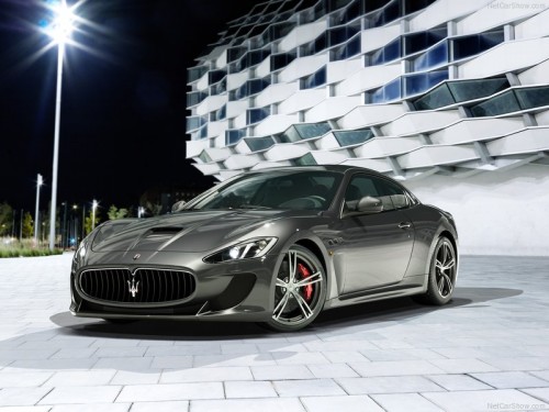 Maserati GranTurismo MC Stradale - Front Angle, 2014