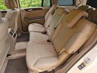 Mercedes-Benz-GL-Class_seats