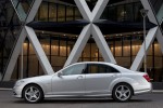 Mercedes-Benz-S500-2012-side Mercedes-Benz S500 2012