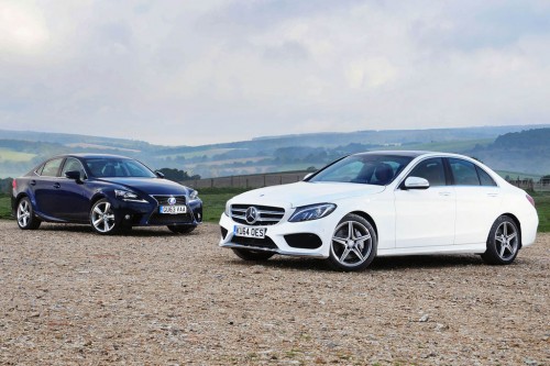 Mercedes C300 BlueTEC Hybrid vs Lexus IS 300h