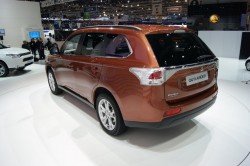 Mitsubishi Outlander1 250x166 Mitsubishi Outlander1 250x166