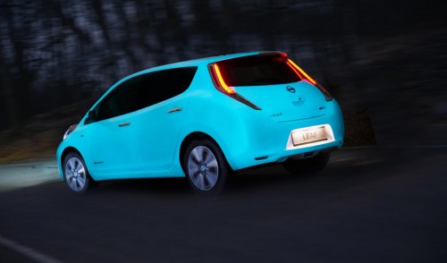 Nissan Leaf with glow-in-the-dark paint