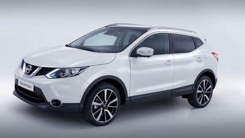 Nissan Qashqai Front Three Quarter View