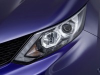 Nissan-Qashqai-Headlight-design