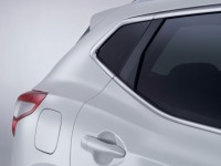 Nissan-Qashqai-Window-detail