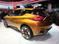 Nissan-Resonance-Concept-rear
