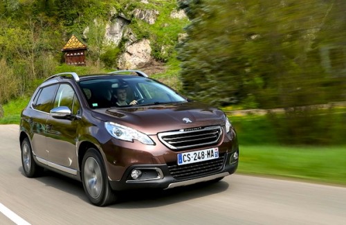 Peugeot-2008-France-June-2013