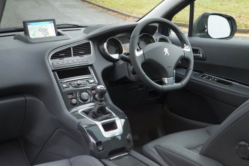 Peugeot 5008 2014 Interior