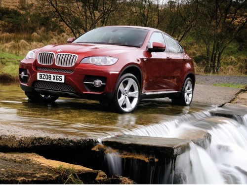 Red-Maroon Bmw X6