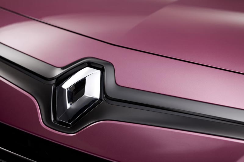 http://www.pedal.ir/wp-content/uploads/Renault-new-Twingo-Badge-detail.jpg