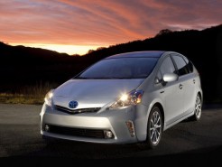 Toyota-Prius-2011