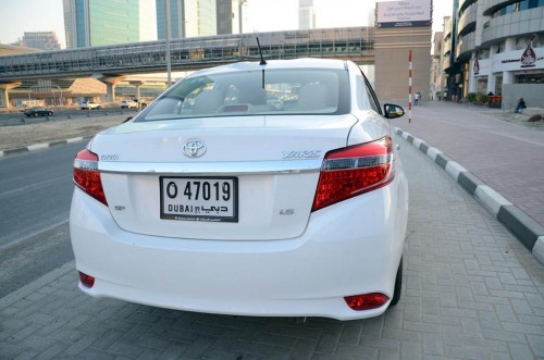 Toyota Yaris sedan 2014