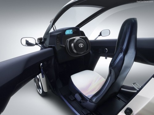 Toyota-i-Road_Concept_2013_800x600_wallpaper_0b