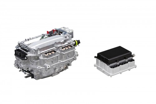 Toyota semiconductor tech - PCU with (L) silicon and (R) SiC power semiconductors