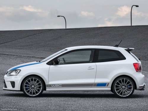 Volkswagen-Polo_R_WRC_2013_800x600_wallpaper_0e