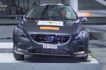 Volvo V40 Pole crash test