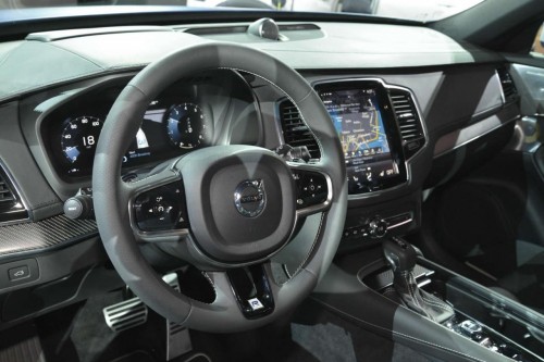 Volvo XC90 R-Design at 2015 NAIAS