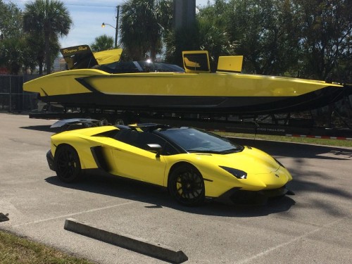 Aventador LP720-4 and Lamborghini Speedboat 