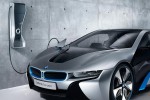 bmw-iwallbox-charging-station-and-i8-concept