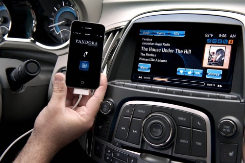 buick-lacrosse-intellilink-cell-phone