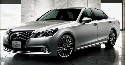 Toyota Crown Majesta 2014