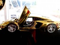 gold-lamborghini-aventador-5